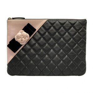 CHANEL Matelasse/Camellia - Black Pink Lambskin Velour Clutch Bag Gold hardware